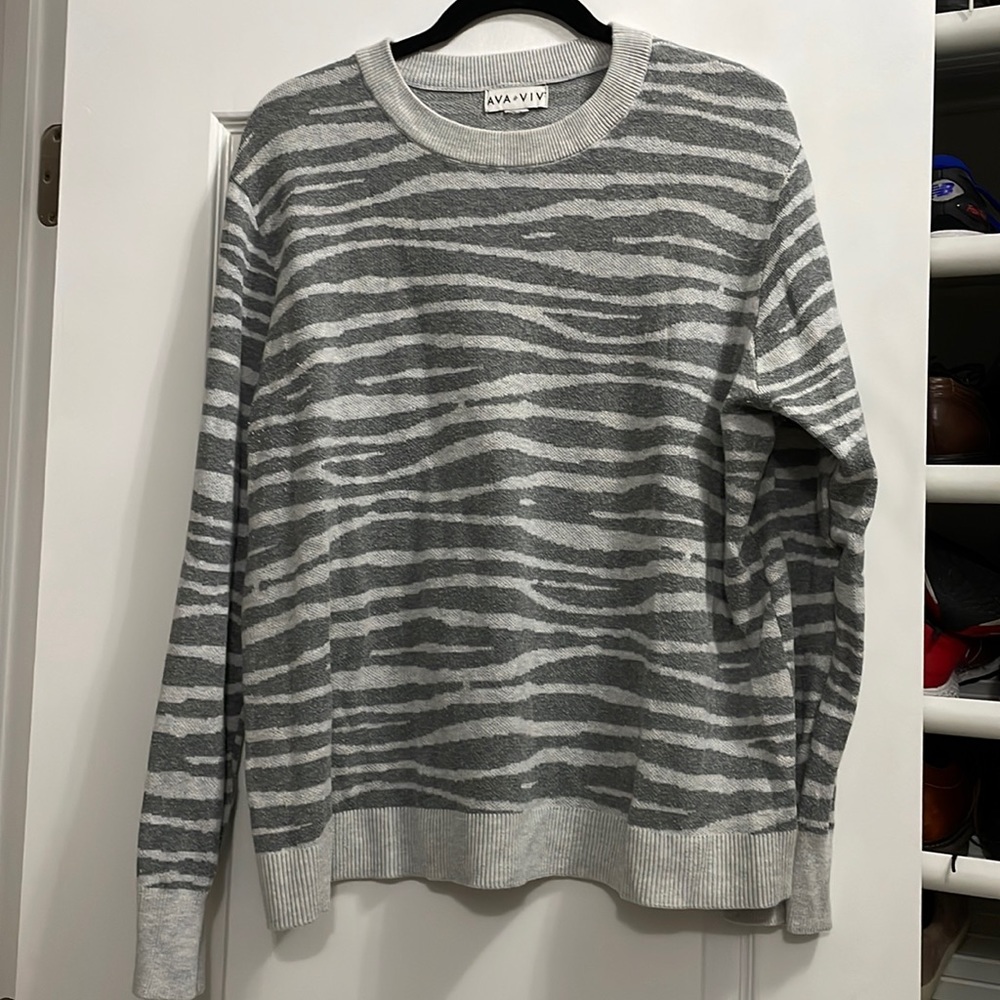 Ava Viv Sweater size 1X